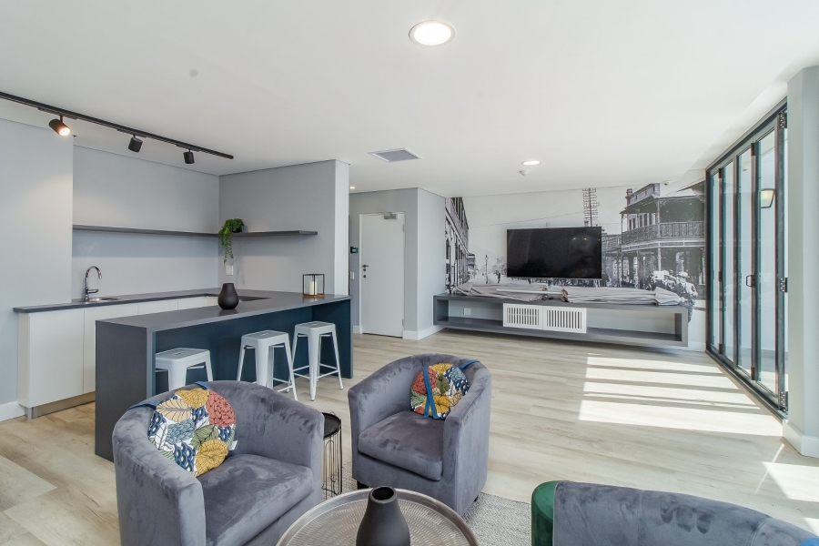 1 Bedroom Property for Sale in Woodstock Western Cape